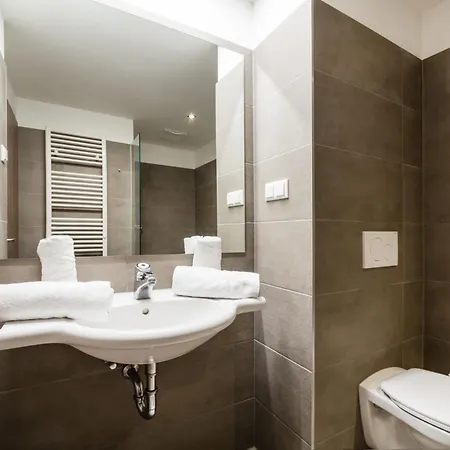 Apartamento With Ski-storage, Parking & Garden Kleinarl