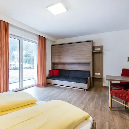 Apartamento With Ski-storage, Parking & Garden