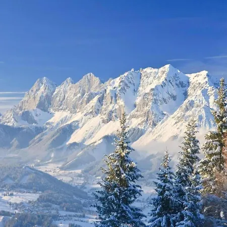 In Near Amade Slopes